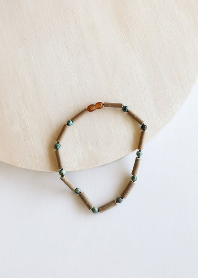 Collar de Madera de Avellana y Jaspe Turquesa