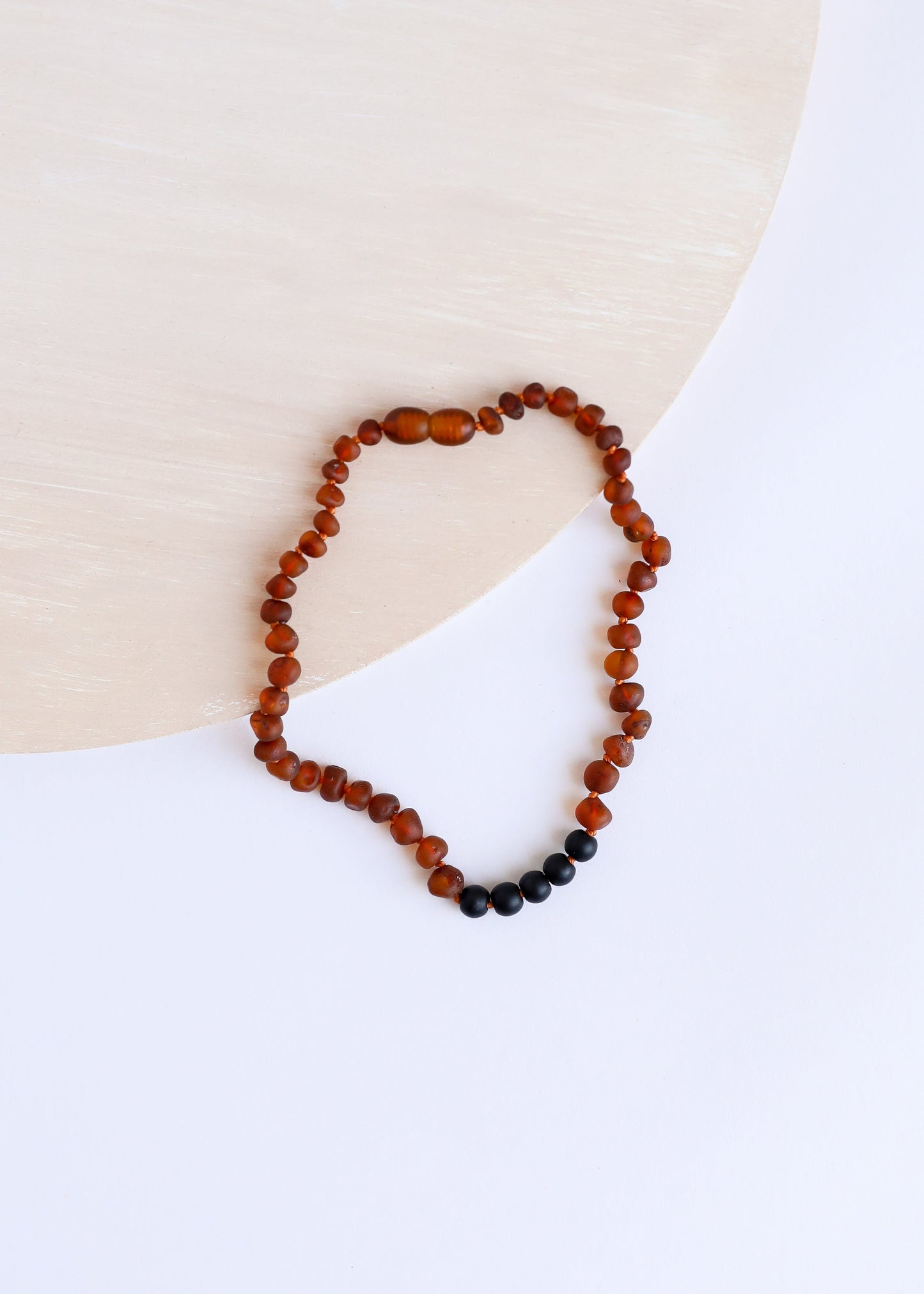 Collar de Ámbar Báltico Cognac Crudo y Shungita