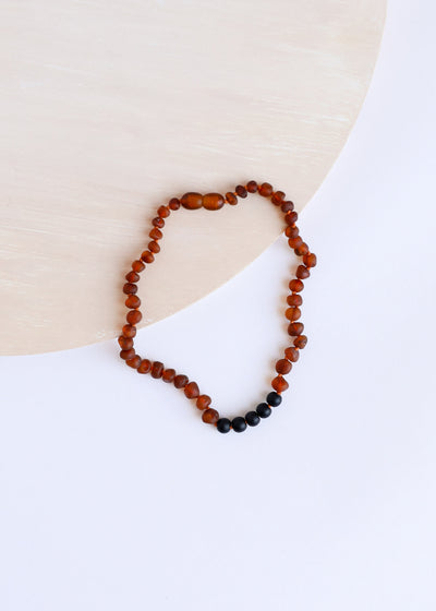 Collar de Ámbar Báltico Cognac Crudo y Shungita