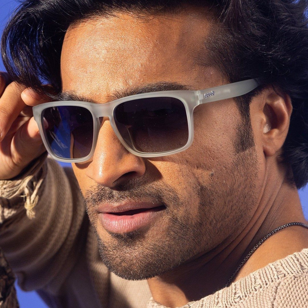 Gafas de sol polarizadas Grand G Casually Juggles Boulders