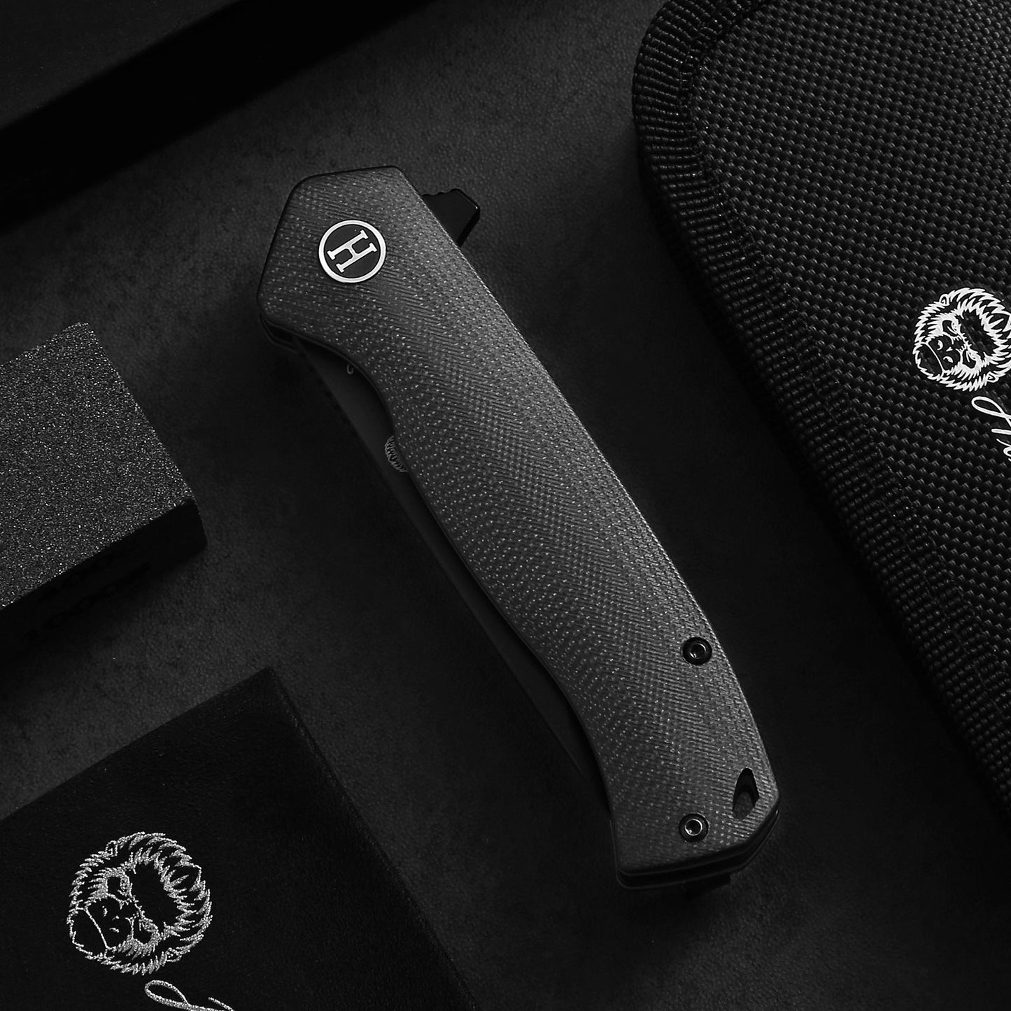 The Pathfinder Folding Pocket Knife Giftset for Men and Women (Black and Blue) - Korvel