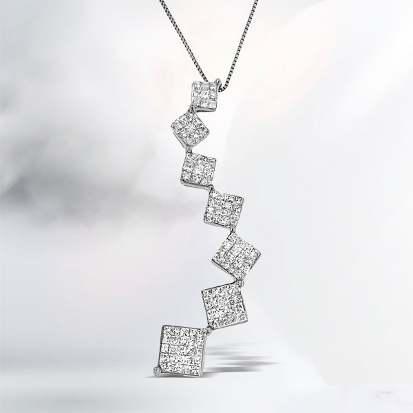 Collier Pendentif Courbé en Diamant Serpent en Or Blanc 10K