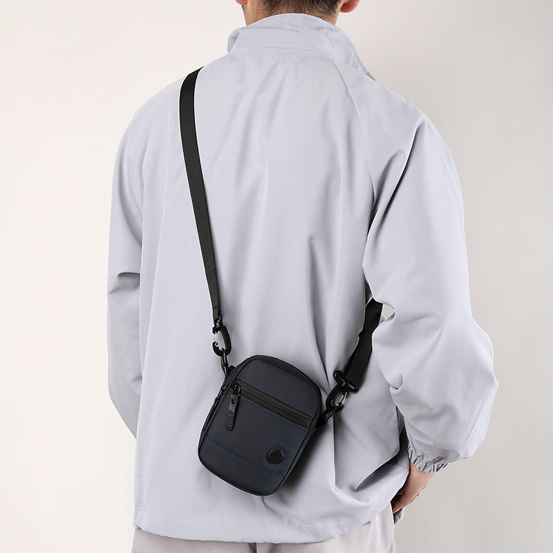 Sac bandoulière pour hommes pour les voyages en plein air