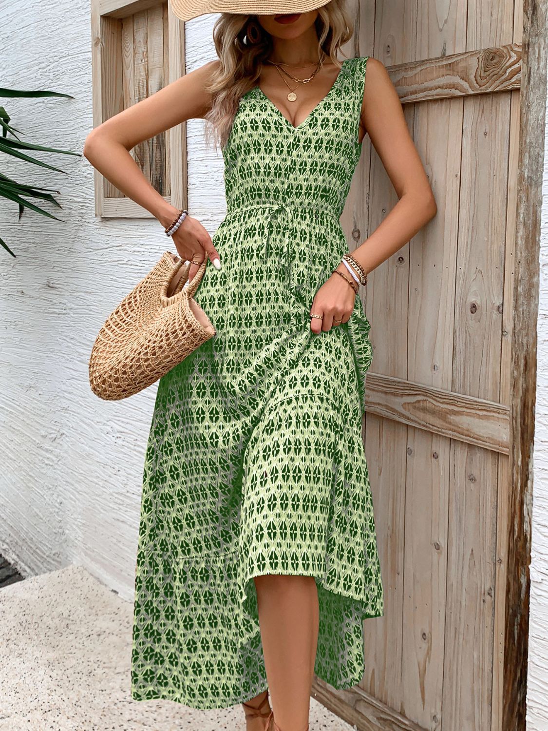 Chic Vintage V-Neck Midi Dress with Tie Waist - Effortlessly Elegant for Every Occasion - Korvel