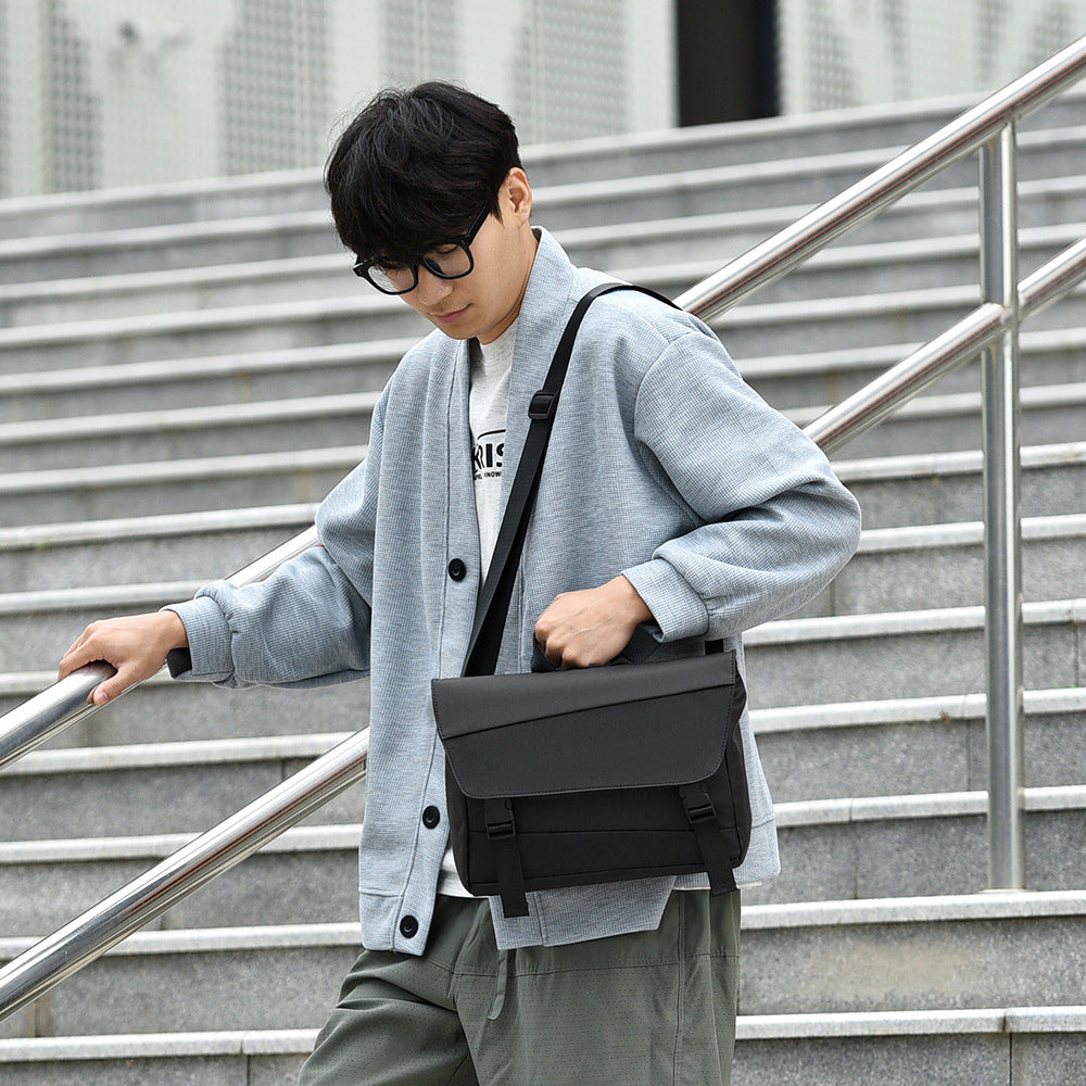 Men's Large Capacity Business Travel Messenger Bag