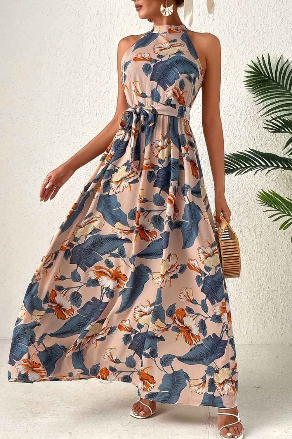 Elegant Floral Sleeveless Dress - A Summer Essential