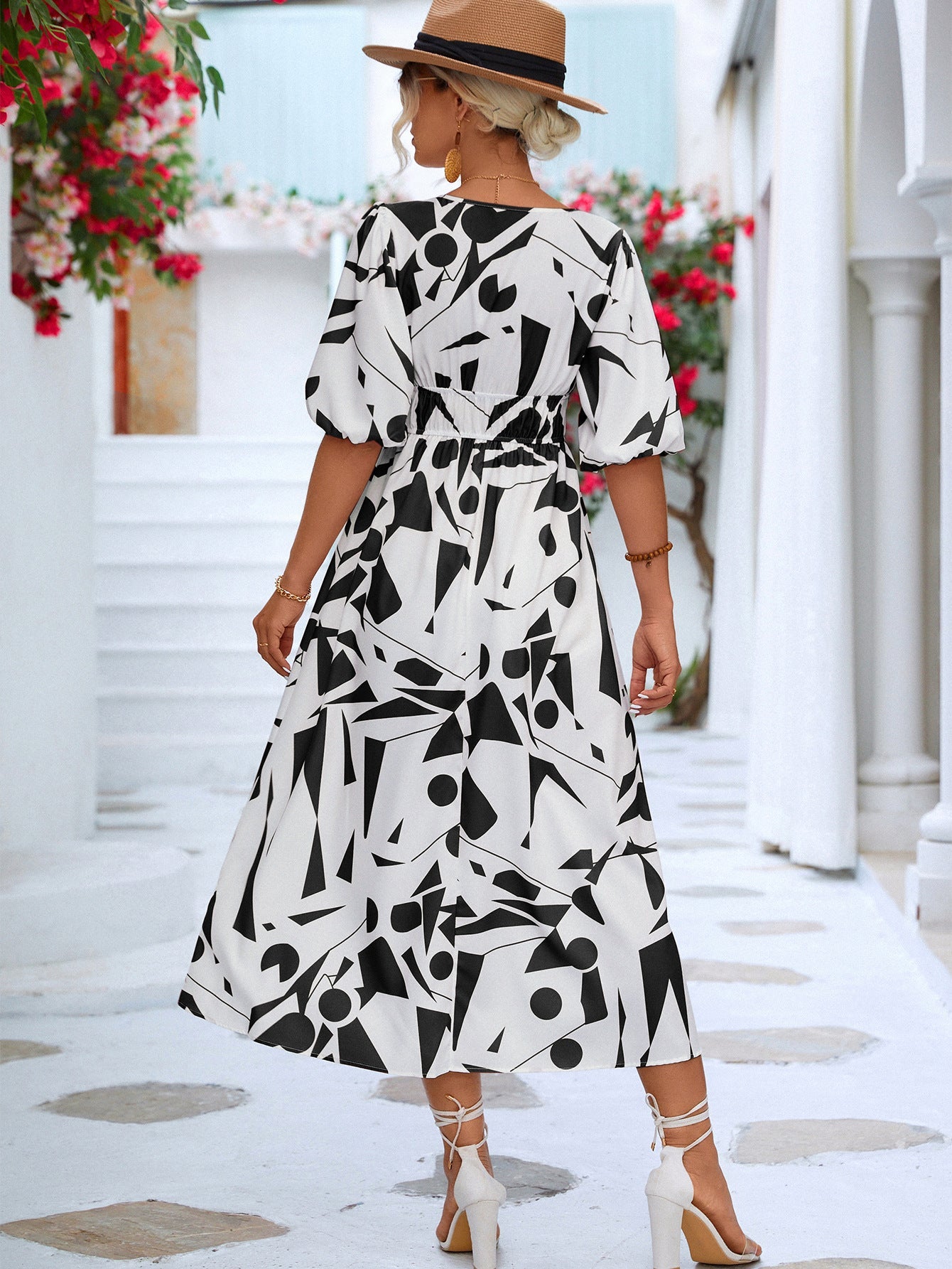 Chic Black and White Balloon Sleeve Dress for Effortless Summer Elegance - Korvel