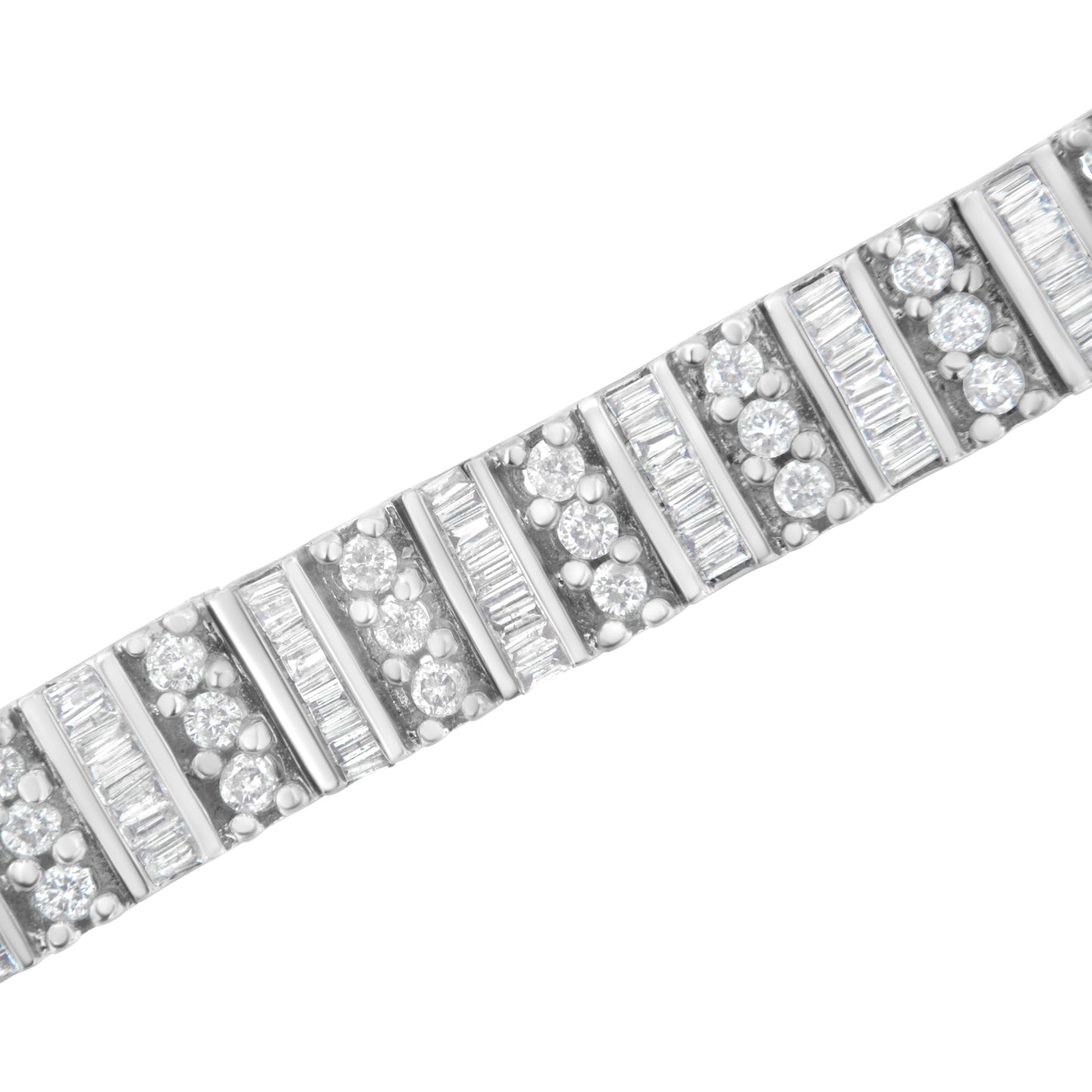 Pulsera de Tenis de Diamantes de Oro Blanco de 14K - 4 7/8 cttw