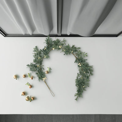 54" SNOWBERRY GREEN GARLAND - Korvel