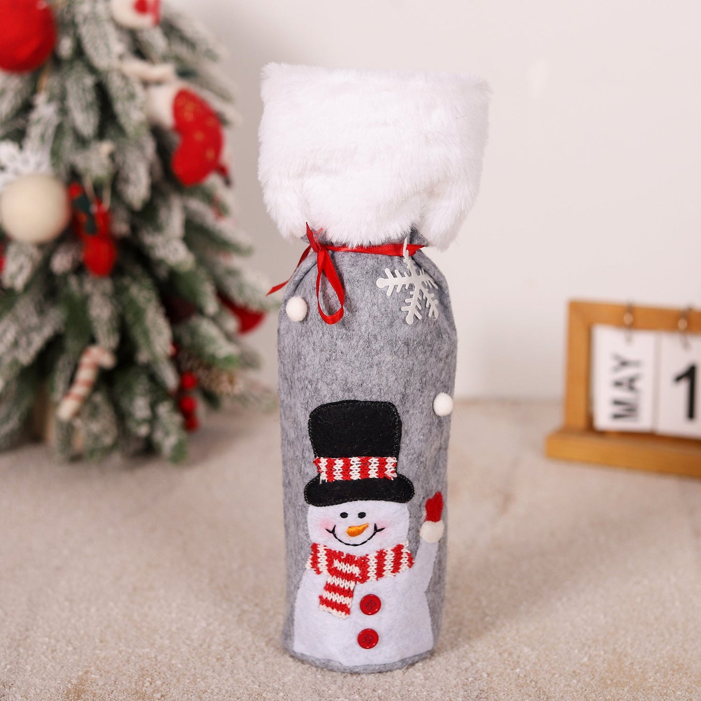 Christmas supplies red wine bottle covers elderly snowmen elk red wine bags household items - Korvel