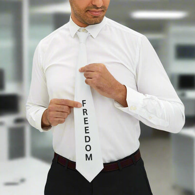 Corbata de Libertad en Blanco y Negro – Ropa Formal Clásica