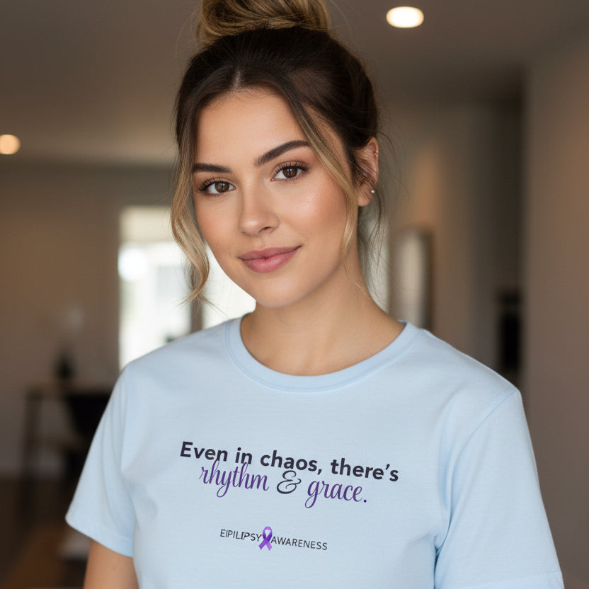 Caos, Ritmo y Gracia Camiseta Softstyle para Mujeres