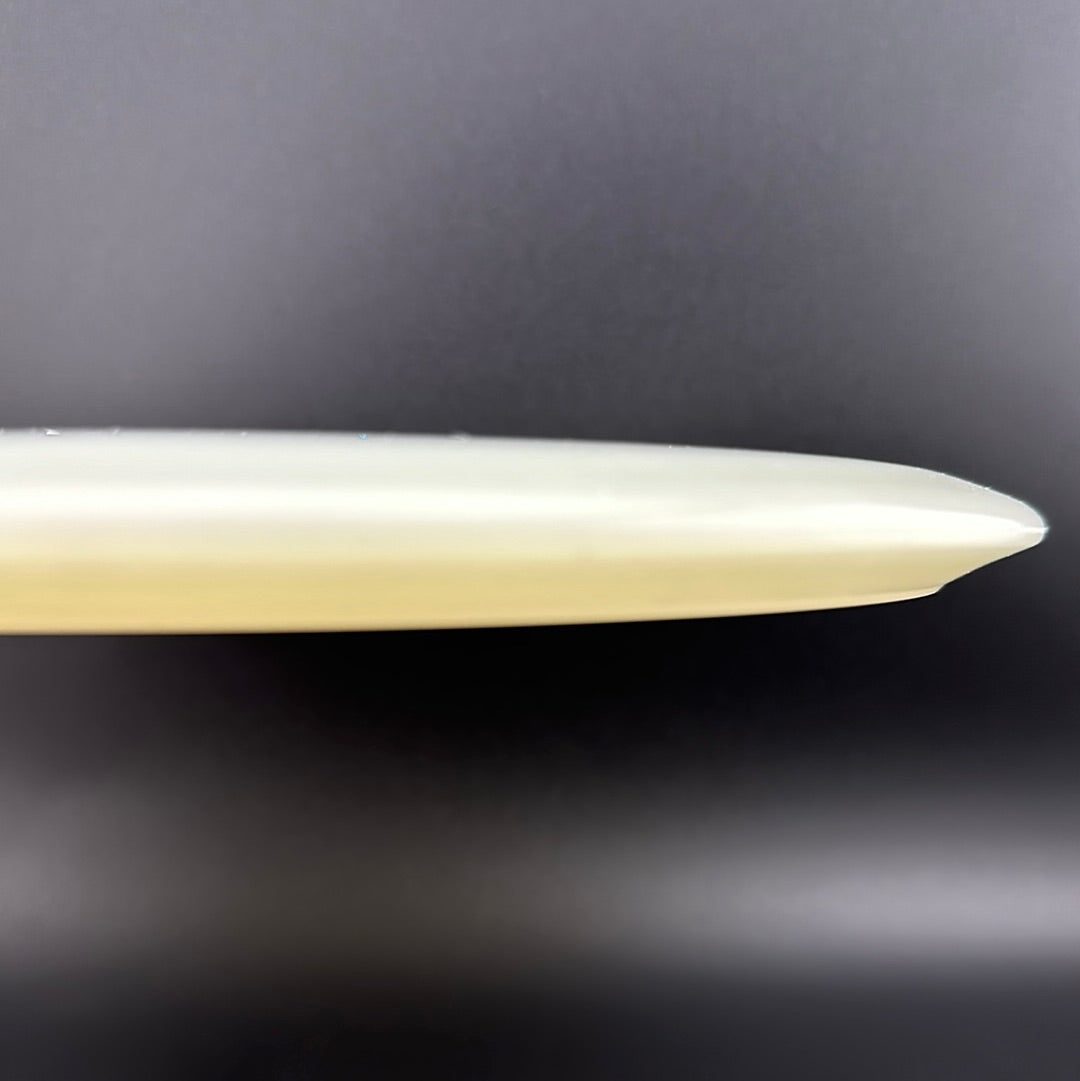 K1 Glow Kaxe - Edición Limitada 2021 con Sello de Hombre RADioactivo