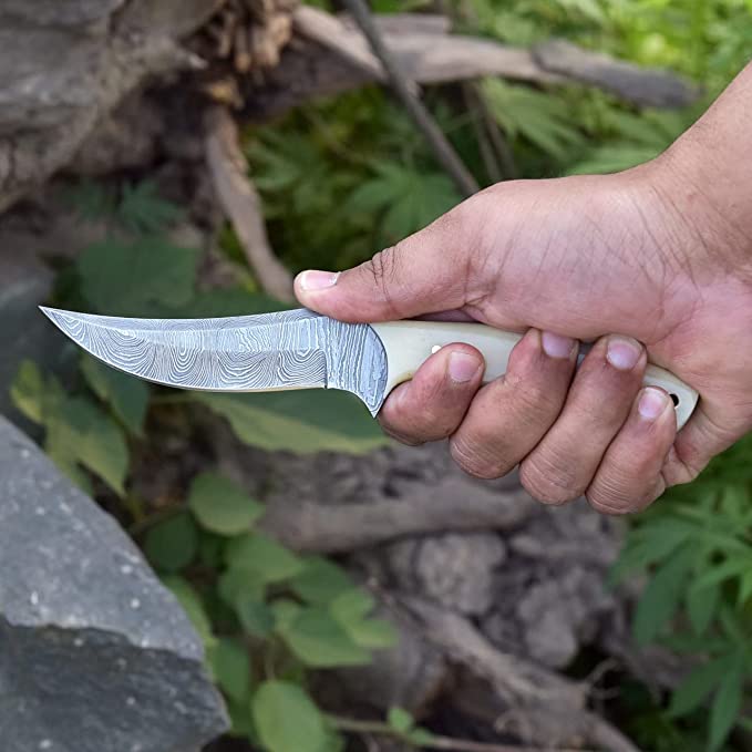 Premium Handmade Damascus Steel Skinning Knife - 8-inch Bone Handle - Korvel