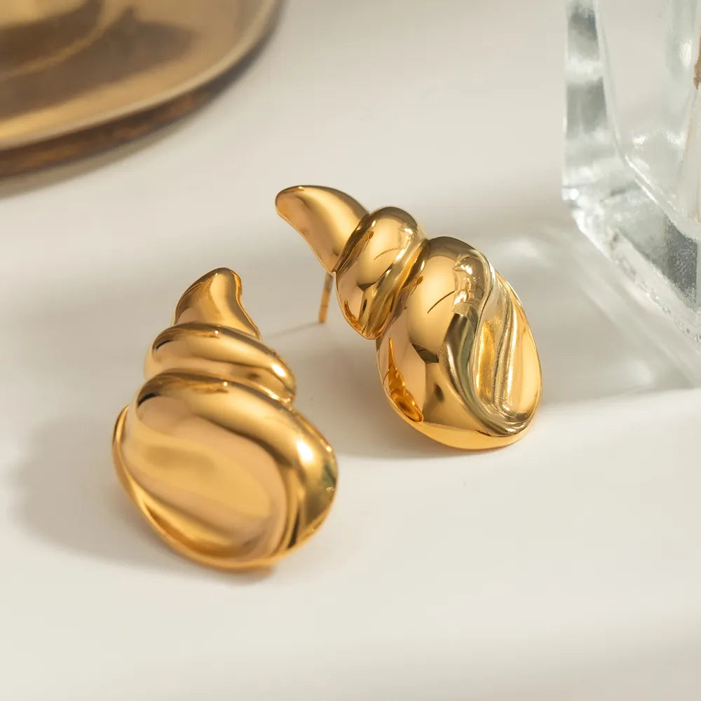 Elegant 18K Gold-Plated Conch Earrings