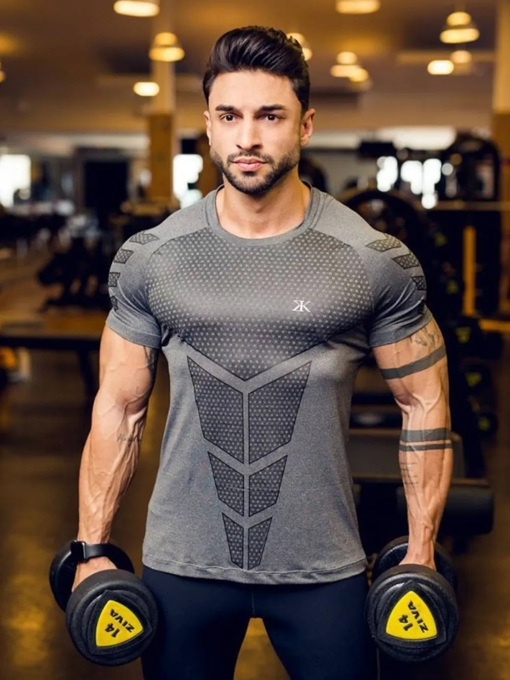 Camiseta de manga corta de cuello redondo para hombres en tallas grandes