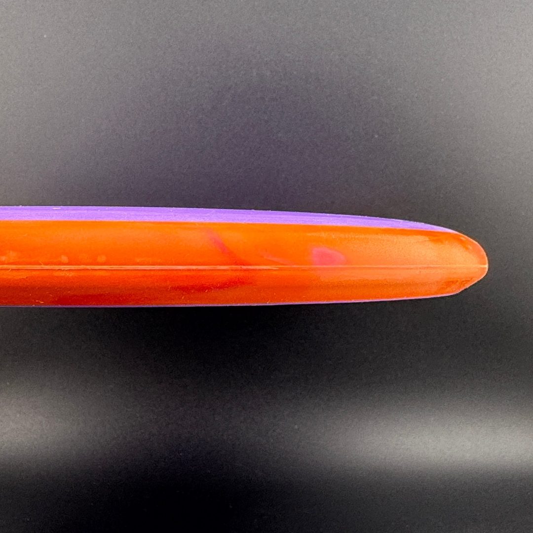 Medium Electron Pixel - Simon Line Disc Golf Putter