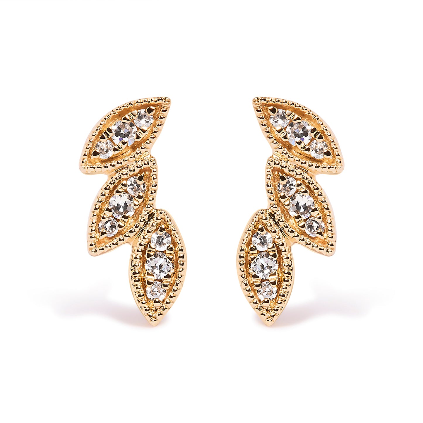 Pendientes de Stud Triple Hoja de Diamante en Oro Amarillo de 10K