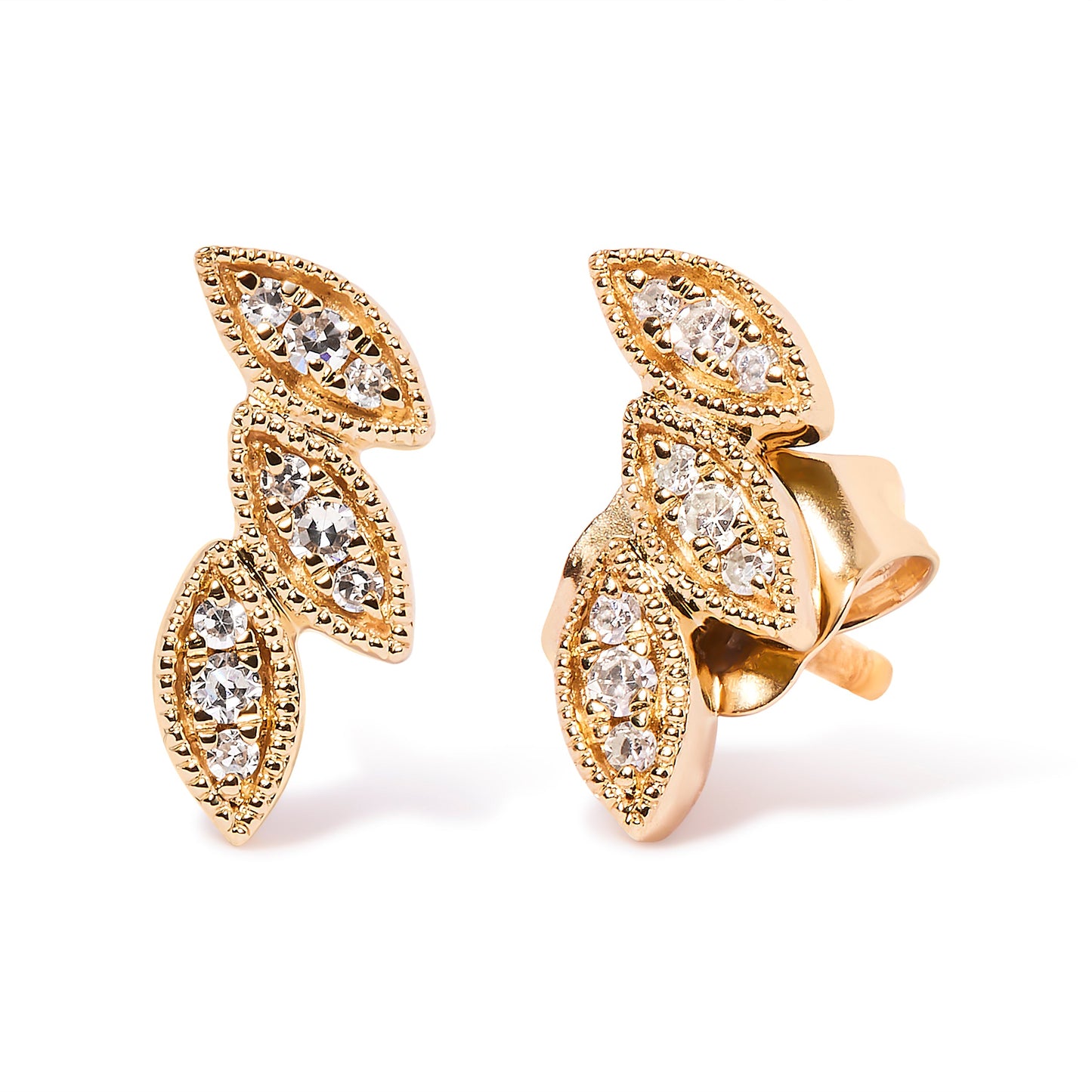 Pendientes de Stud Triple Hoja de Diamante en Oro Amarillo de 10K
