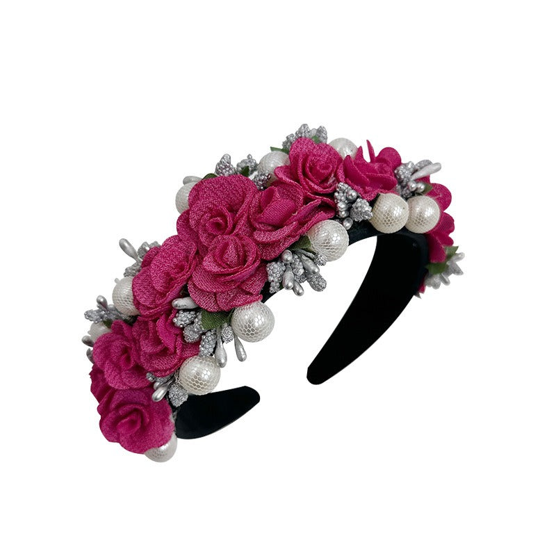Diadème en tissu baroque avec rose en perles