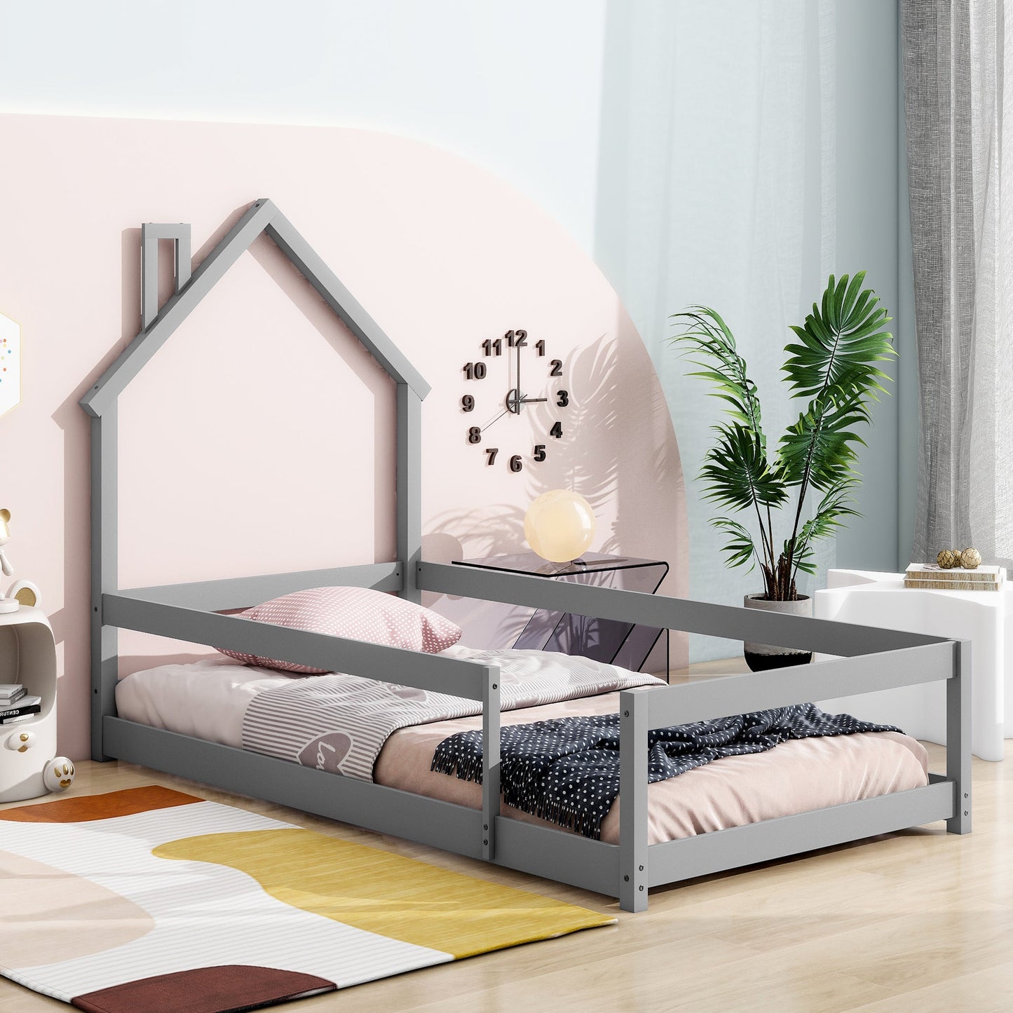 Lit simple taille jumeau en bois gris avec tête de lit en forme de maison