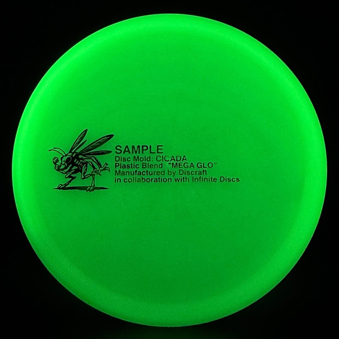 Mega Glo Cicada - Disque de Disc Golf Premium