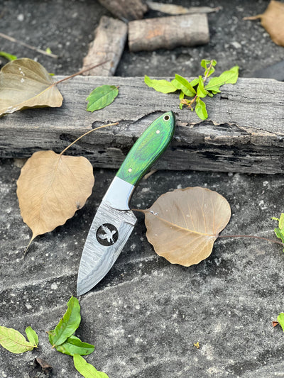 Premium 8" Damascus Steel Skinner Knife with Pakkawood Handle & Leather Sheath - Korvel