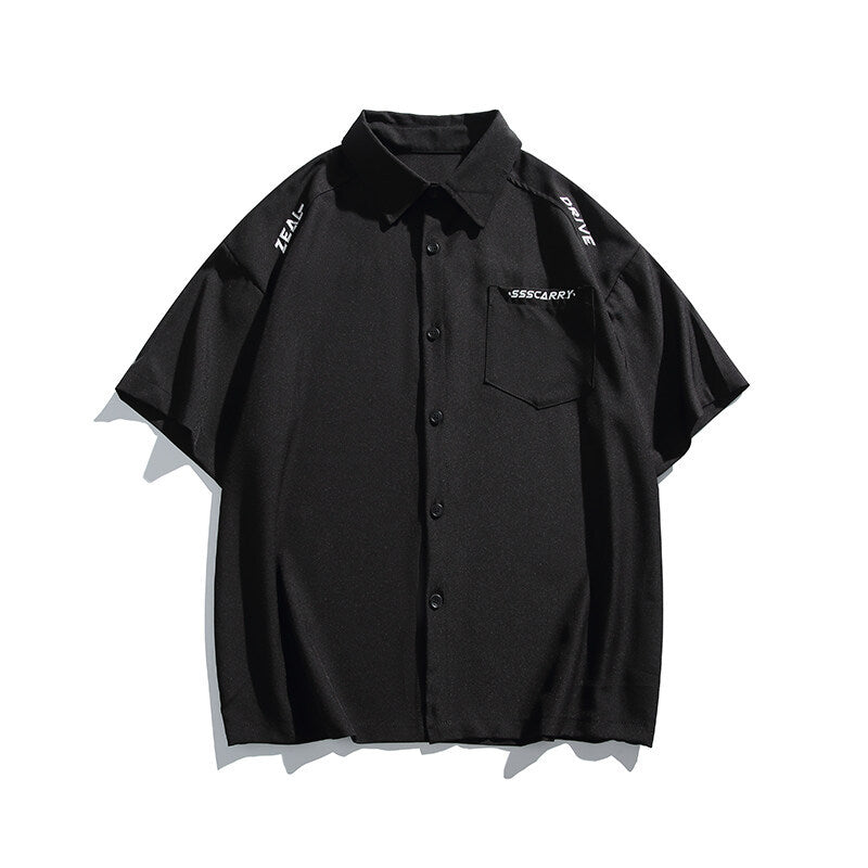 Chemise décontractée à manches courtes avec broderie de lettres