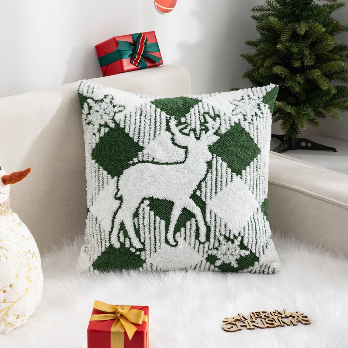 Christmas Pillow Cover (Excluding Pillow Core) Snowflake Velvet Jacquard Christmas Tree Elk Festival Decoration - Korvel