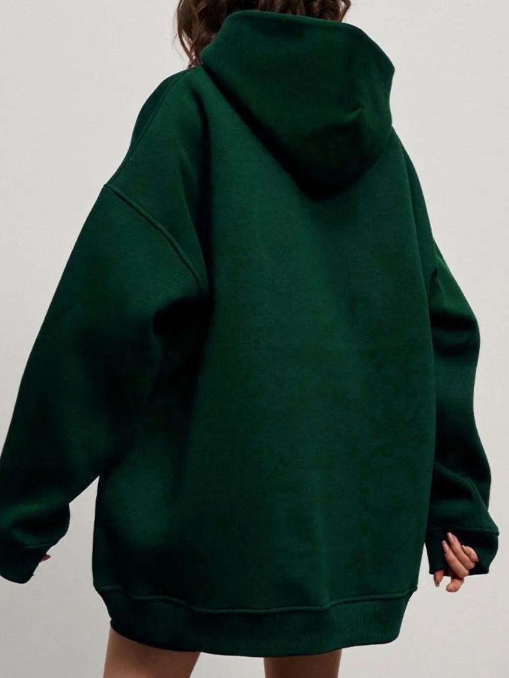 Hoodie à manches longues avec épaule tombante et poches