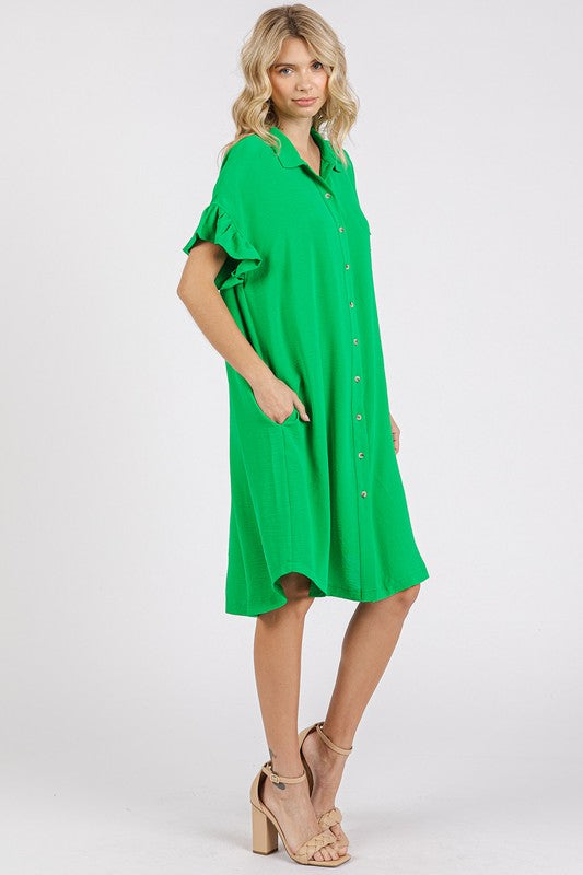 Robe à manches évasées avec boutons et poches