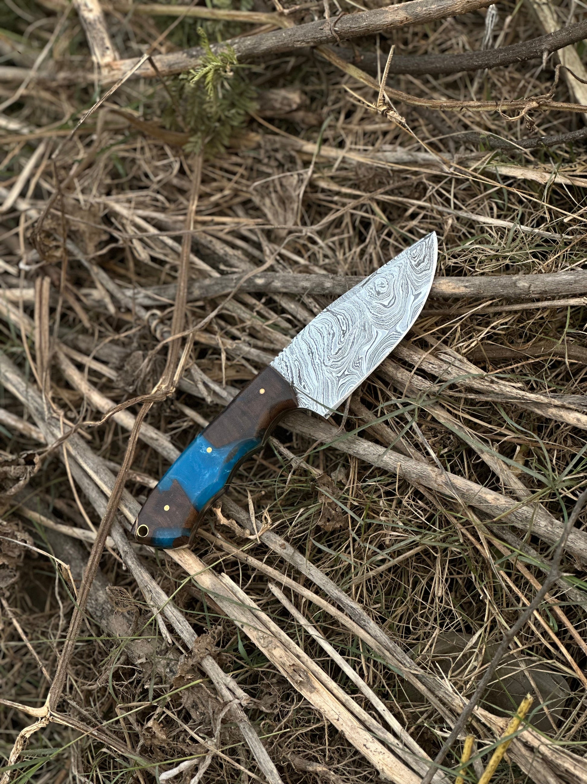 10" Artisan Damascus Steel Gutting Knife with Rosewood or Resin Handle & Leather Sheath - Korvel