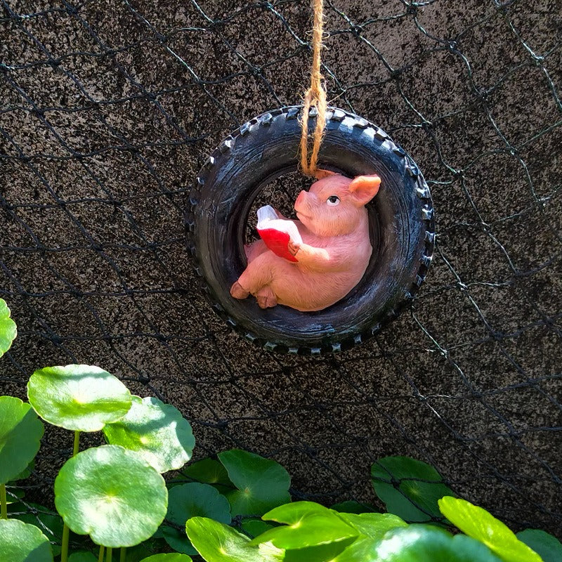 Cute Piggy Reading Tire Courtyard Garden Outdoor Hanger - Korvel