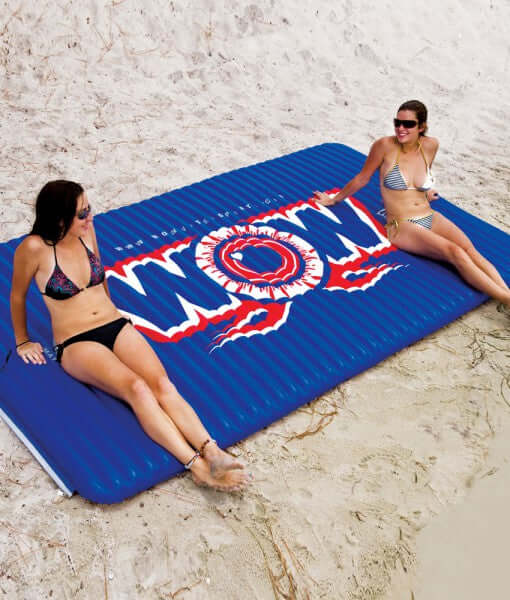 Camino y Lounge Flotante WOW Watersports para Piscina y Lago - Rojo