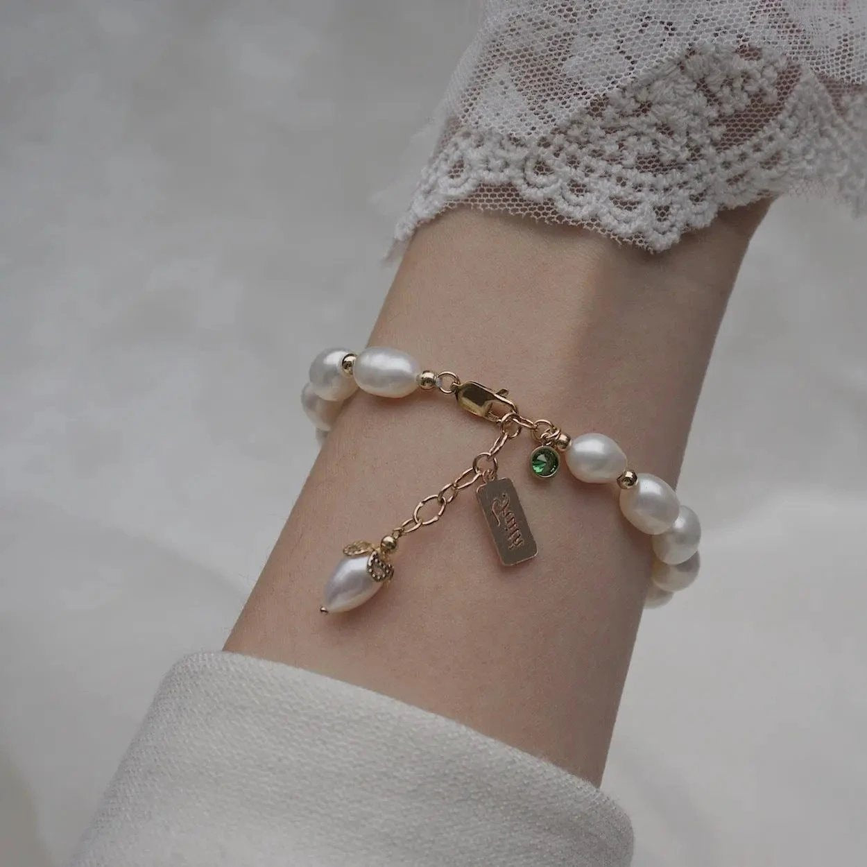 Natural Zircon Pearl Bracelet - Luxury Jewelry