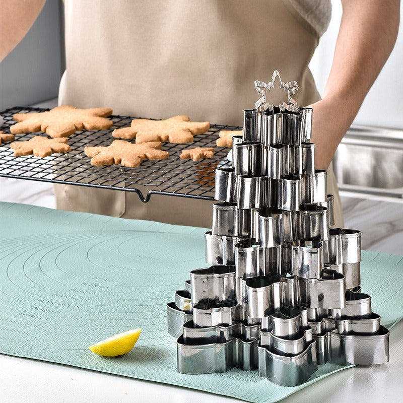 Christmas snowflake biscuit mold stainless steel snowflake three-dimensional biscuit mold biscuit cut into 10 pieces set - Korvel