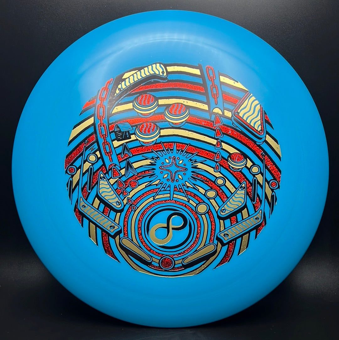 Reina del Torneo - Disco Triple Foil Infinite Pinball