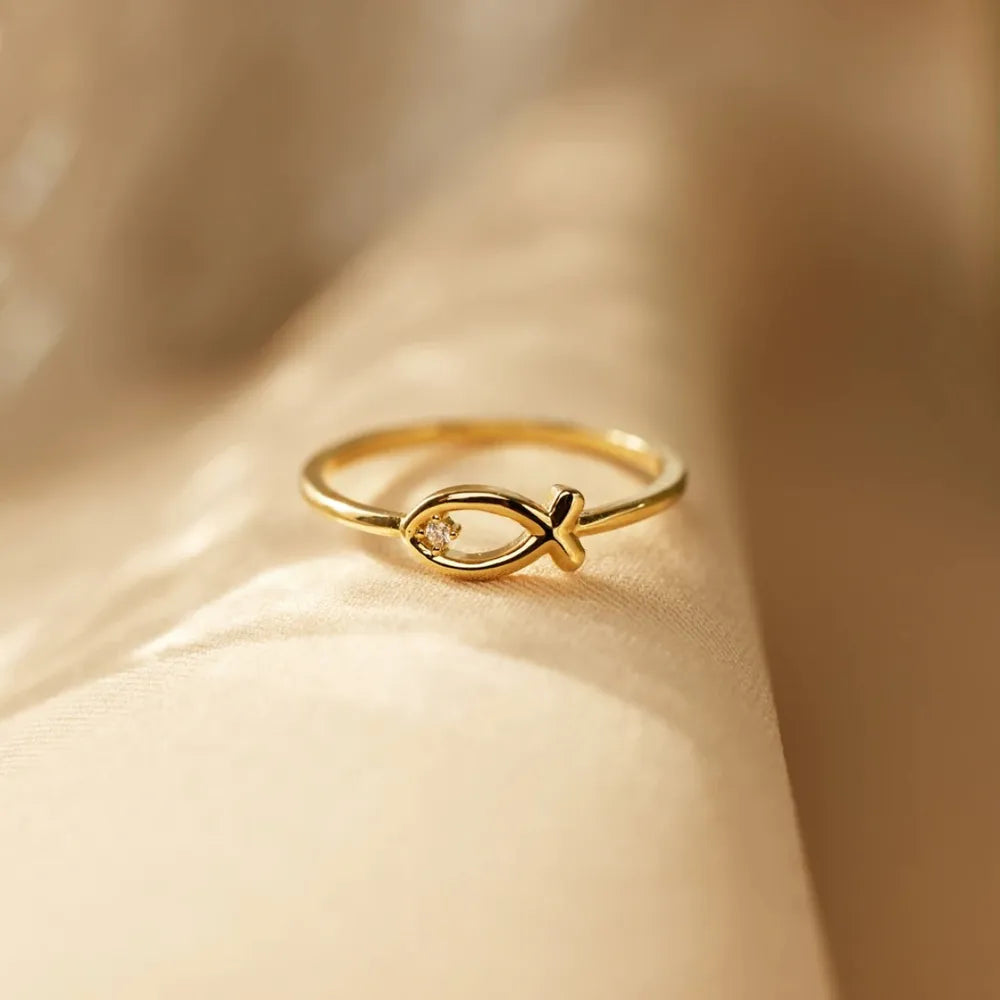 925 Sterling Silver Inlaid Zircon Fish Ring - Korvel