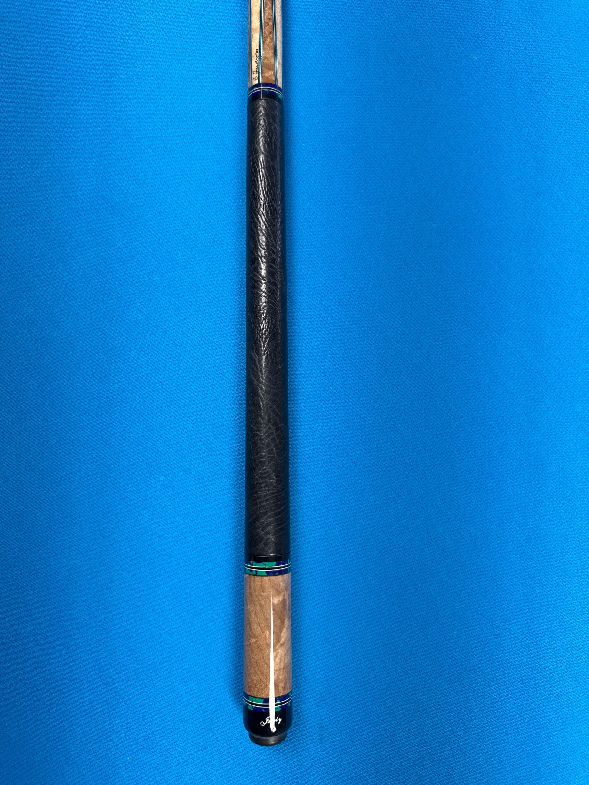 Exclusive Jacoby EH Ultra Pro BE Cue - Maple Burl & Azurite Malachite, 19.1 oz - Korvel