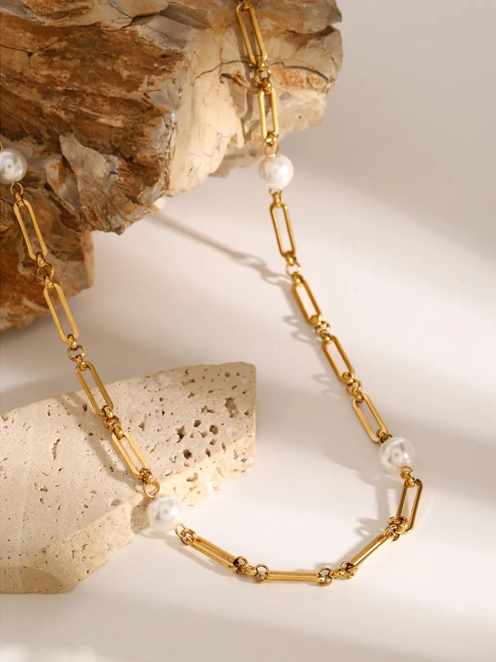 Collar de Cadena de Perlas de Acero Inoxidable Elegante
