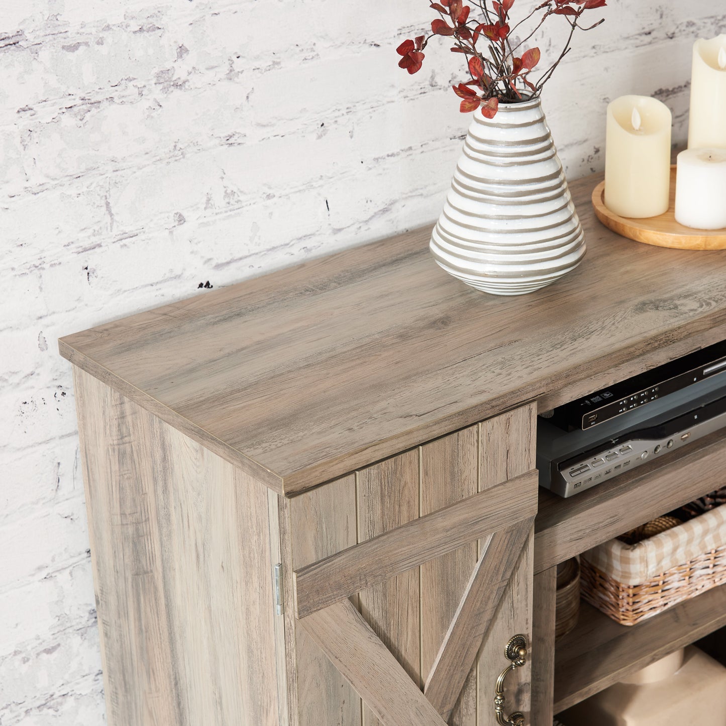 Farmhouse Classic Media TV Stand Antique Entertainment Console for TV up to 50" with Open and Closed Storage Space - Korvel