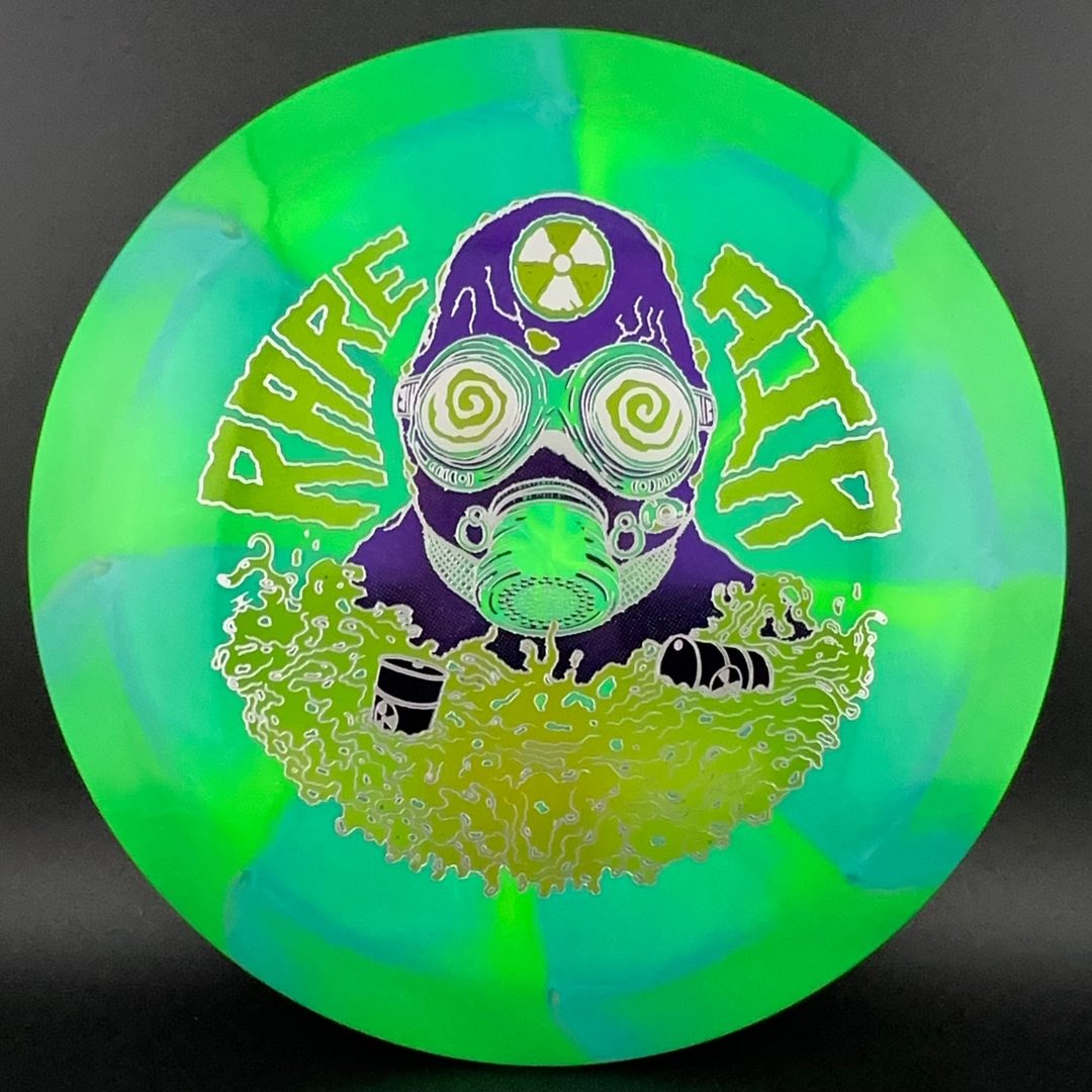 Cosmic Neutron Trace - RADioactive Man Disc Golf Driver