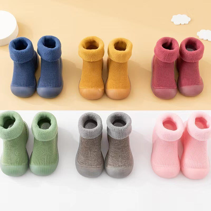 Baby walking shoes in autumn and winter with plush and thickened soft soles, non slip, pure cotton floor socks for both boys and girls to keep warm - Korvel