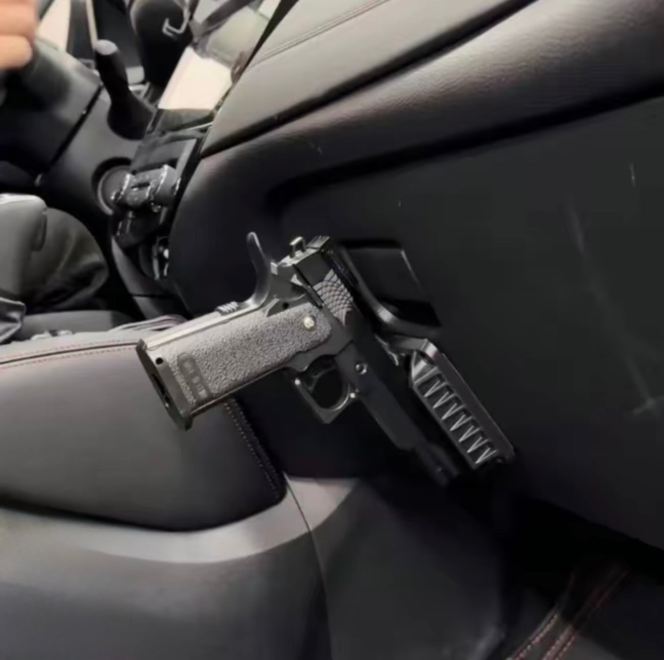 Imán para Armas SecureDraw - Soporte Compacto para Vehículos