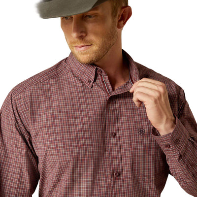 Ariat Pro Series Men's Long Sleeve Shirt - Red & Black Plaid - Korvel