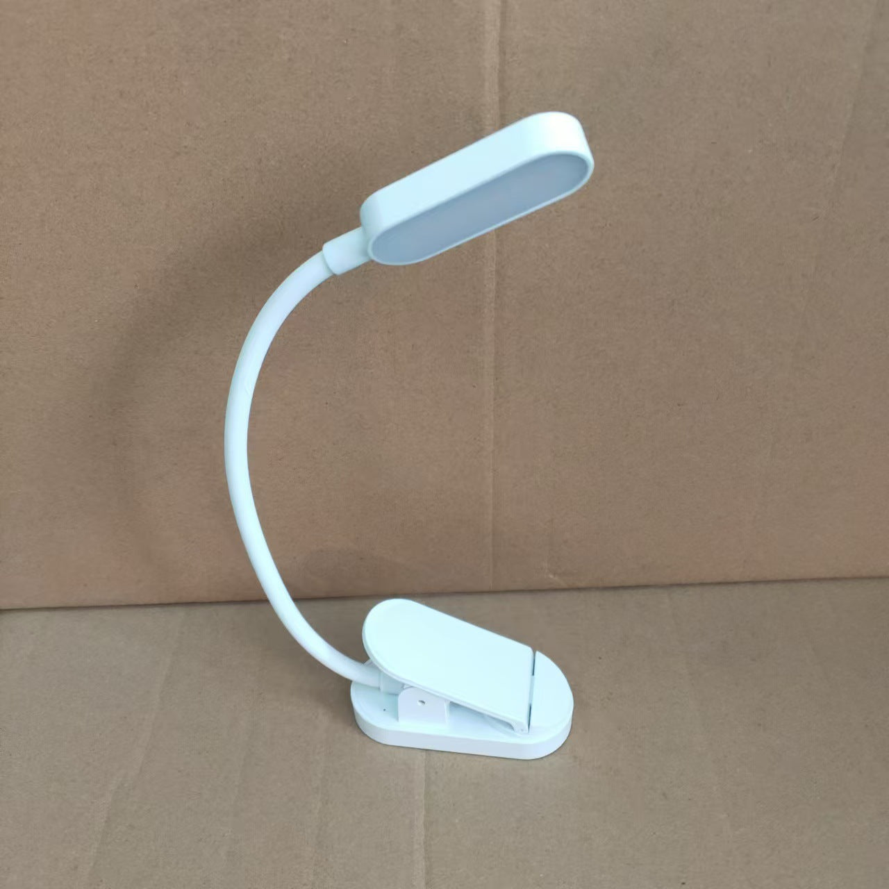 Lámpara de Escritorio LED con Regulación Continua para Leer y Estudiar