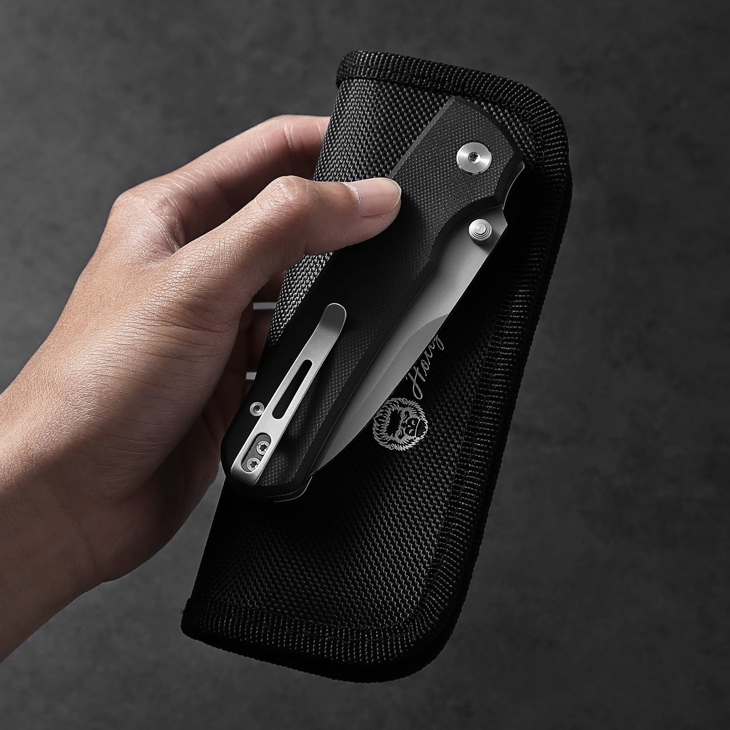 The Ultimate Folding Pocket Knife Gift Set for Adventurers (Sand & Black) - Korvel