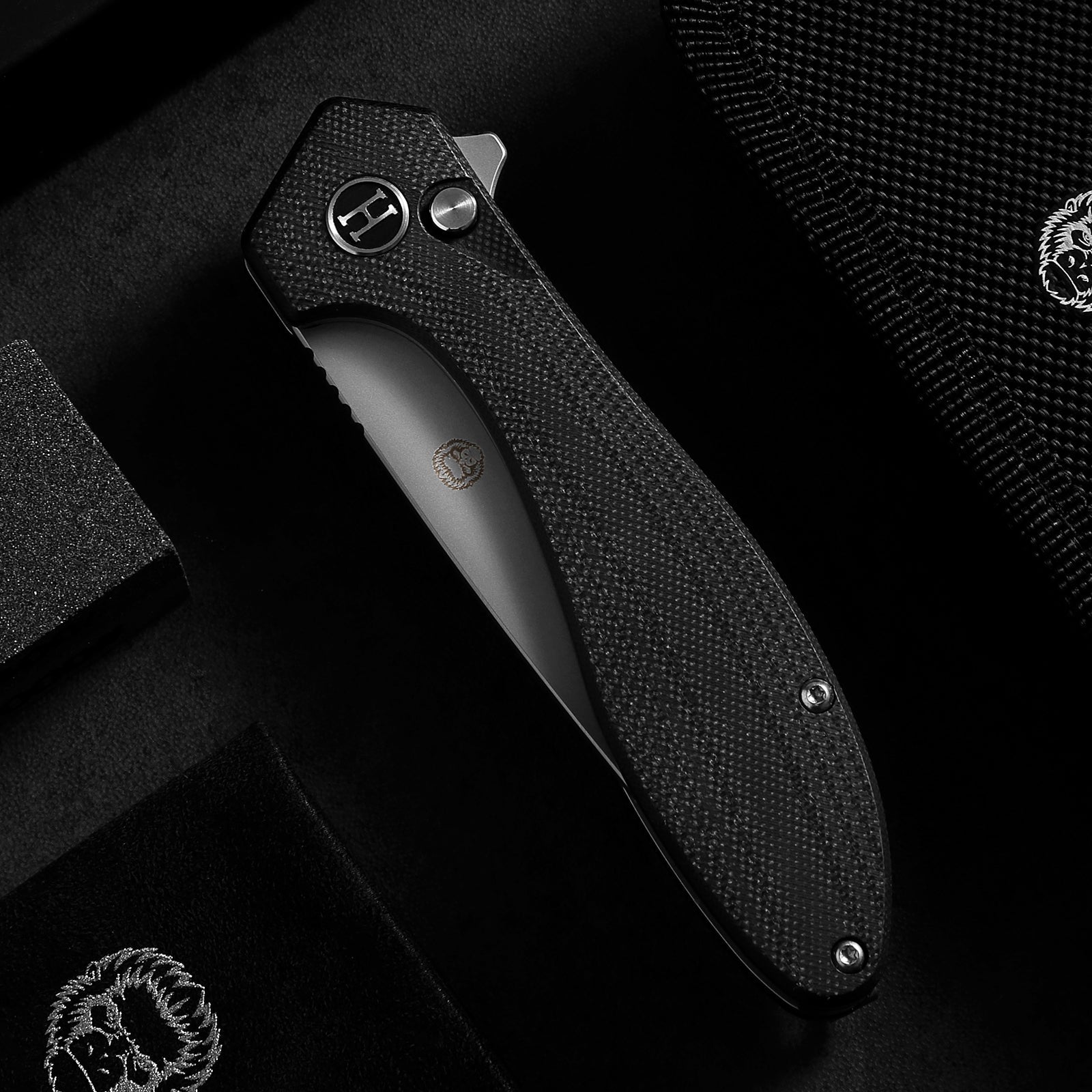 Ultimate Vector Folding Pocket Knife Gift Set for Adventurers (Black & Silver) - Korvel