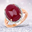 Bague cocktail en or rose 14K plaqué avec rubis et topaze blanche
