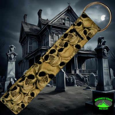 Skulls Key Fob, Perfect for backpack or purse. Goth or Punk accessory - Korvel
